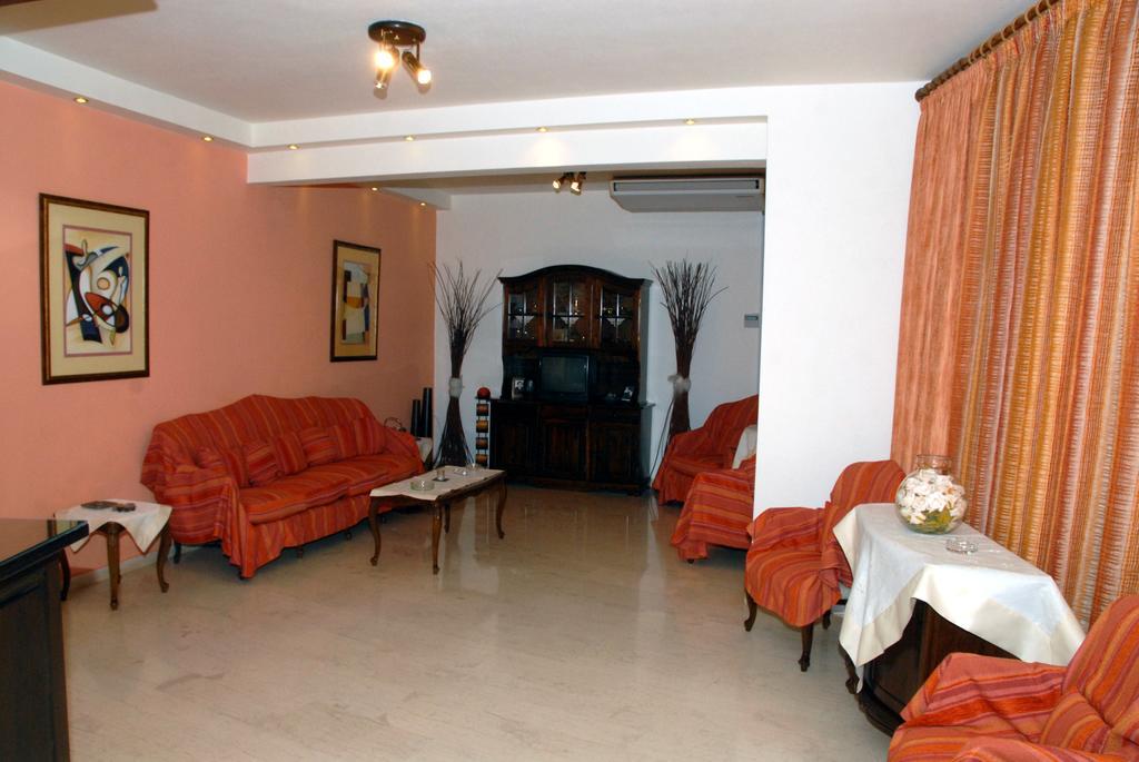 Tzovanna Studios Loutra Edipsou  Exterior foto
